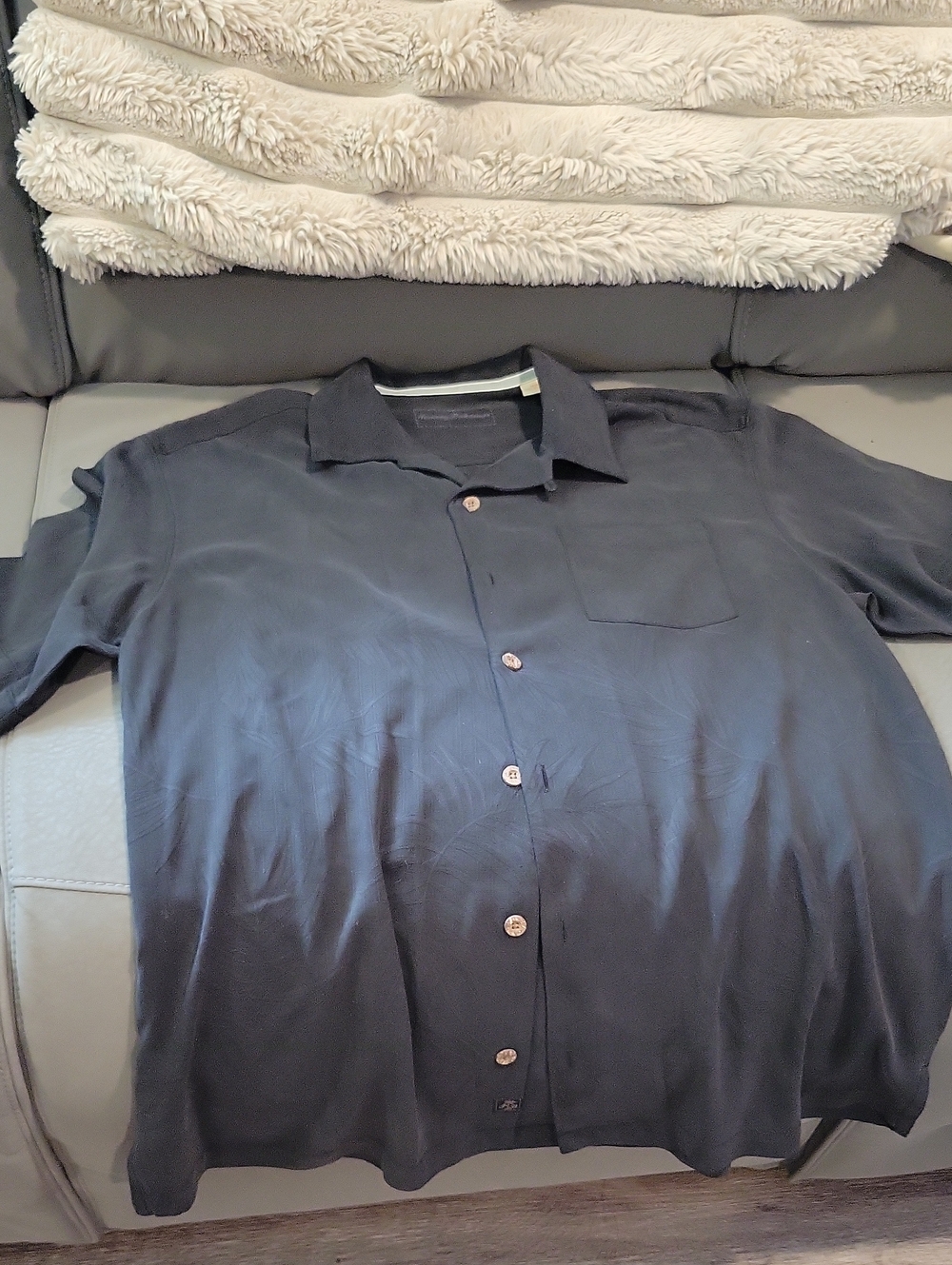 Tommy Bahama Black Short-Sleeve Button-Down Shirt